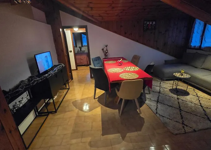 דירה Oleggio Home אולג'ו